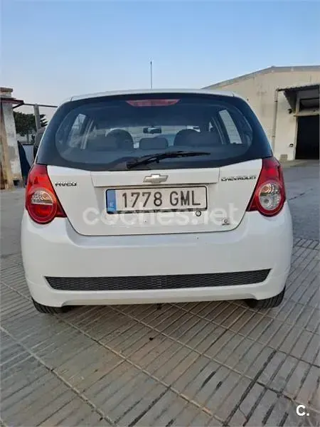 Usado Chevrolet Aveo LS 84 CV (61 kW) 2009 Blanco Berlina