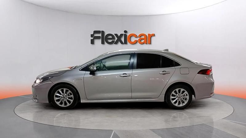 Usado Toyota Corolla Active 122 CV (89 kW) 2019 Gris Berlina