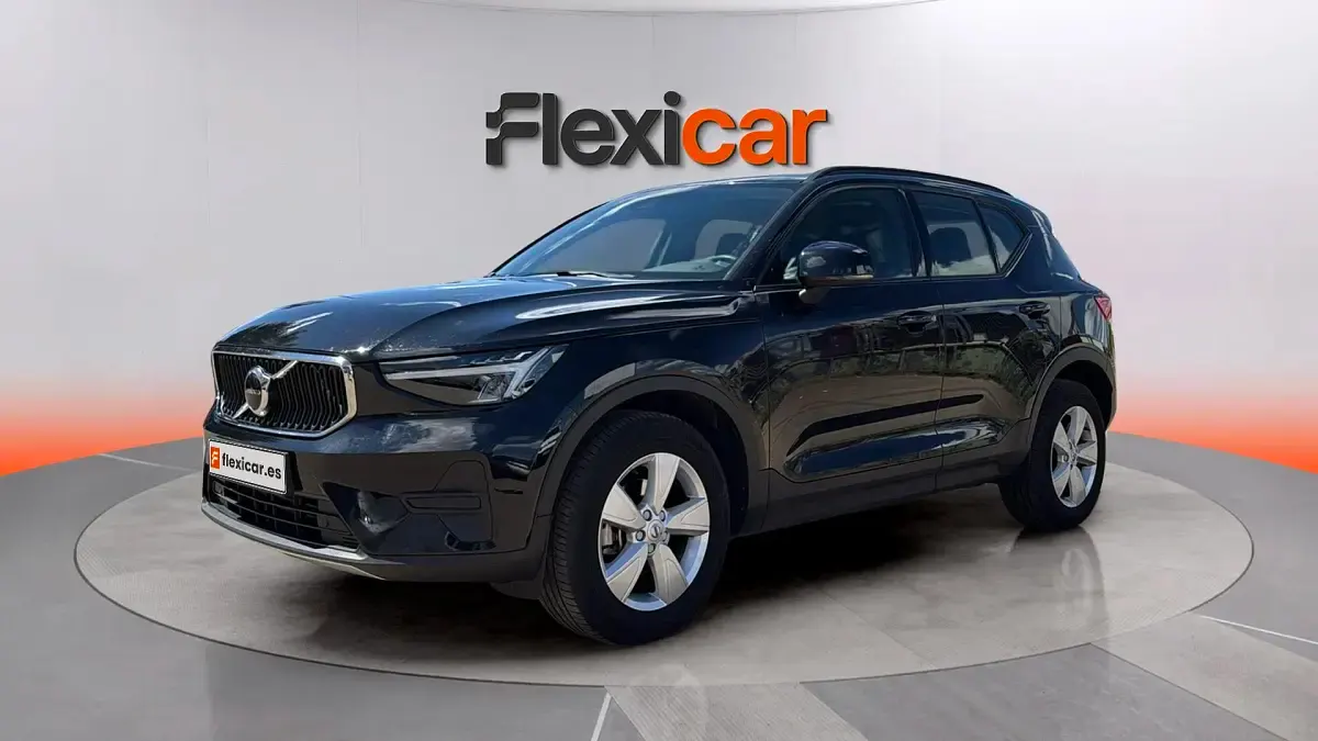 Usado Volvo XC40 Momentum 129 CV (94 kW) 2022 Negro SUV