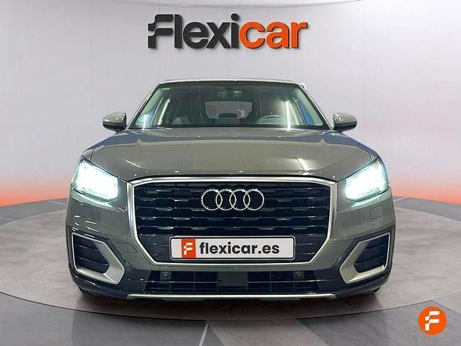 Usado Audi Q2 Design 116 CV (85 kW) 2019 Gris / plata SUV