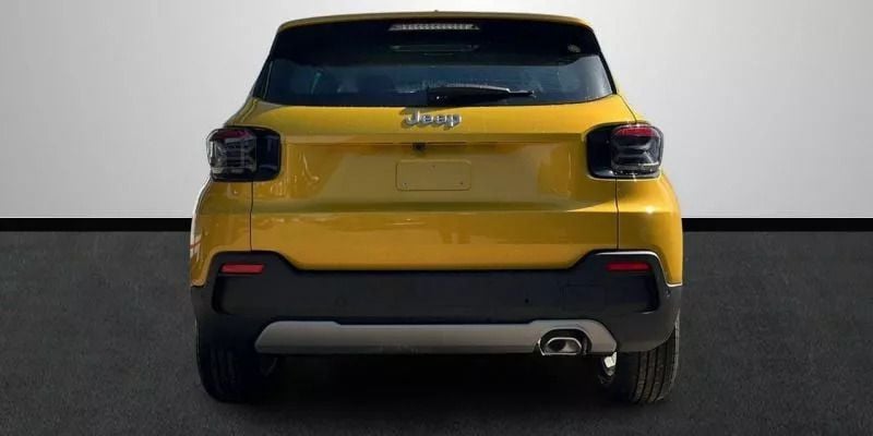 Usado Jeep Avenger Altitude 101 CV (74 kW) 2024 Negro SUV