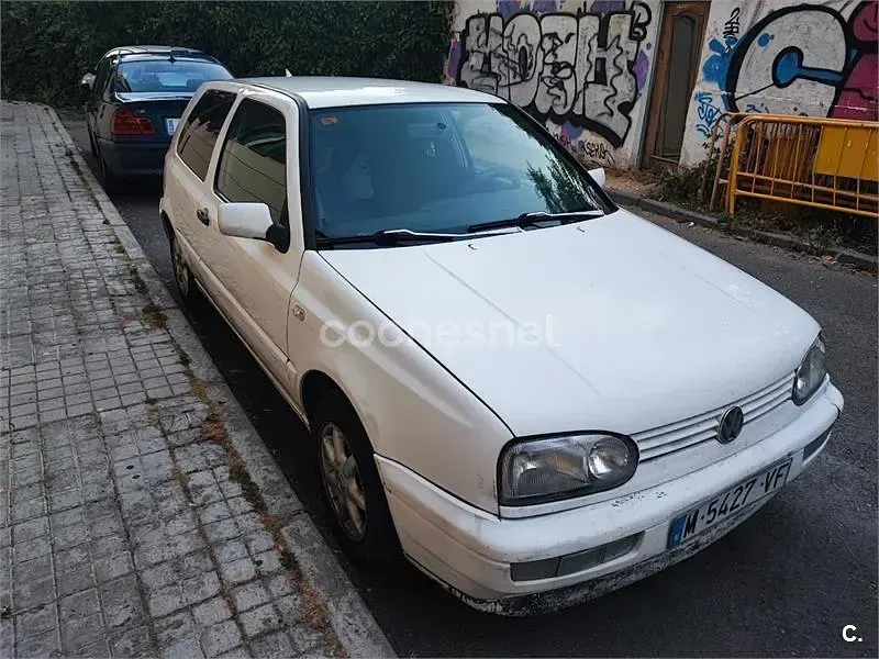 Usado VW Golf III Match 90 CV (66 kW) 1997 Blanco Berlina