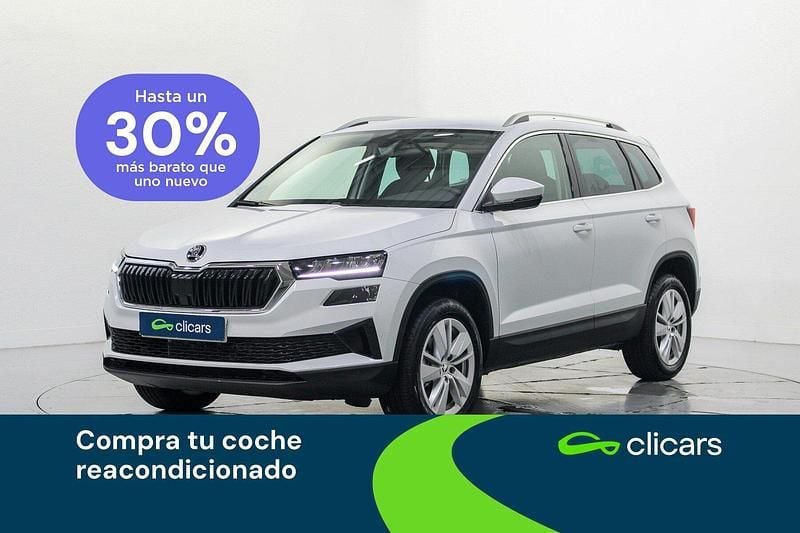 Blanco Nuevo 2024 Skoda Karoq Selection SUV | 26.990 € (Buen precio) - Imagen 1/4