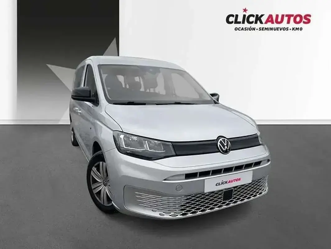 Usado VW Caddy 122 CV (89 kW) 2024 Plateado Monovolumen