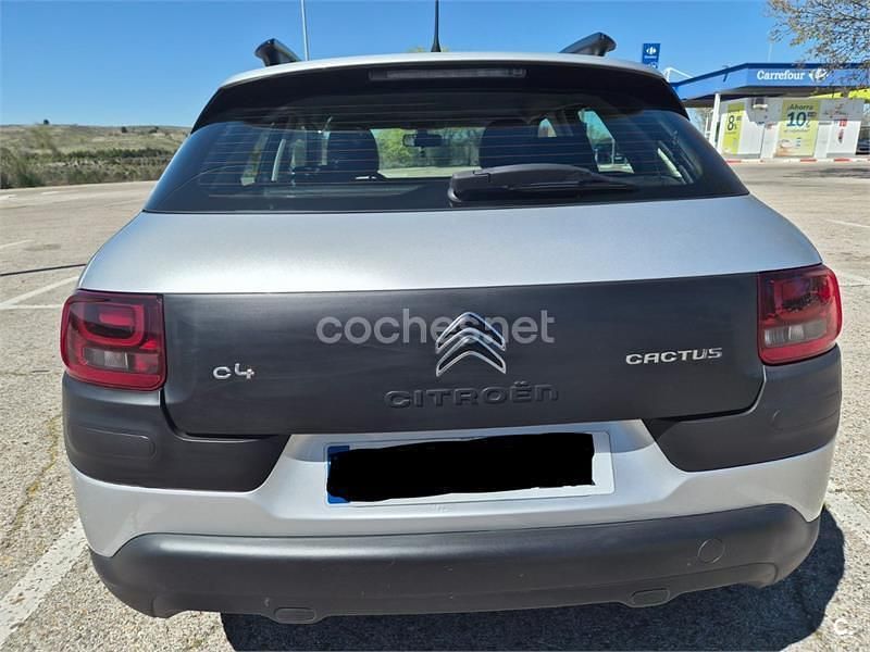 Usado Citroën C4 Cactus Feel 92 CV (67 kW) 2014 Gris / plata Utilitario