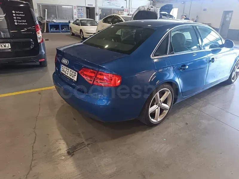 Usado Audi A4 160 CV (117 kW) 2008 Azul Berlina
