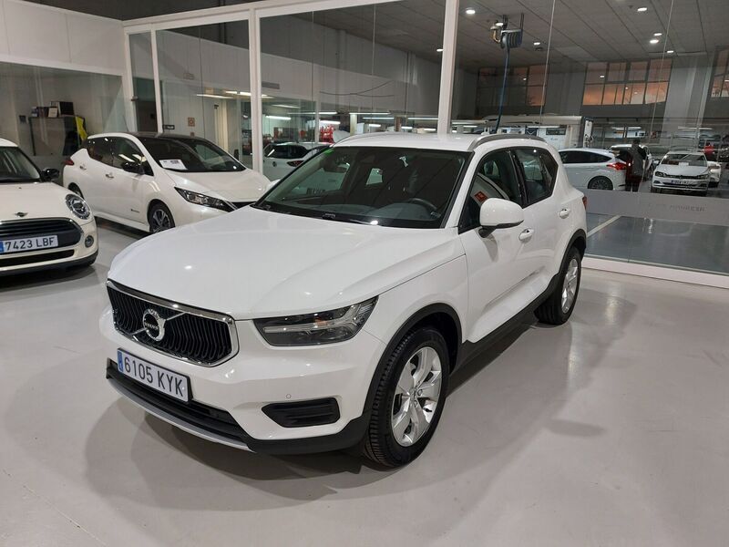 Blanco Usado 2019 Volvo XC40 Business Edition SUV | 31.000 € (Caro) - Imagen 1/4