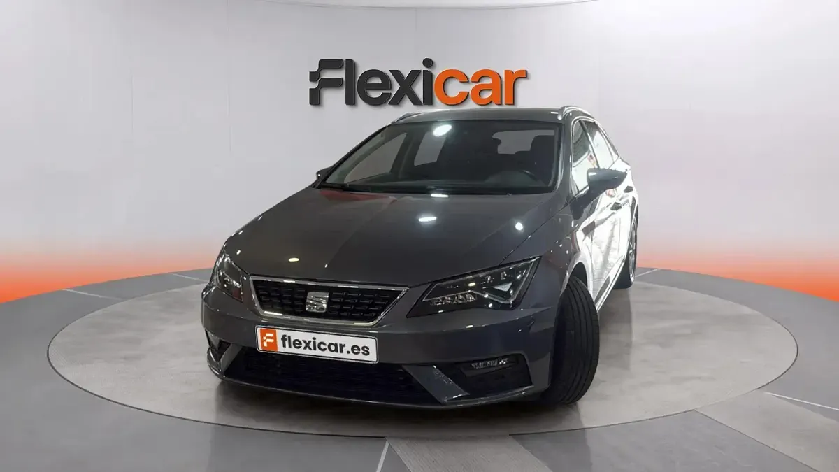 Usado Seat Leon ST Style 150 CV (110 kW) 2017 Azul Familiar