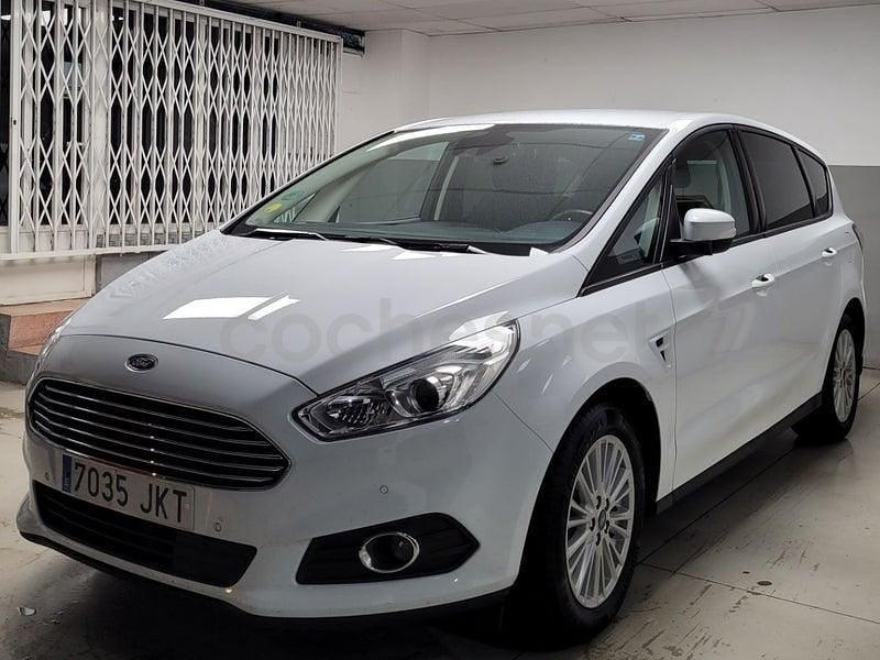 Usado Ford S-MAX Trend 120 CV (88 kW) 2016 Blanco Monovolumen