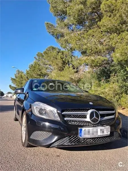 Usado Mercedes A200 Style 156 CV (114 kW) 2014 Negro Utilitario