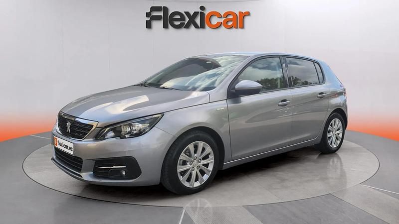 Usado Peugeot 308 Style 131 CV (96 kW) 2020 Gris Utilitario