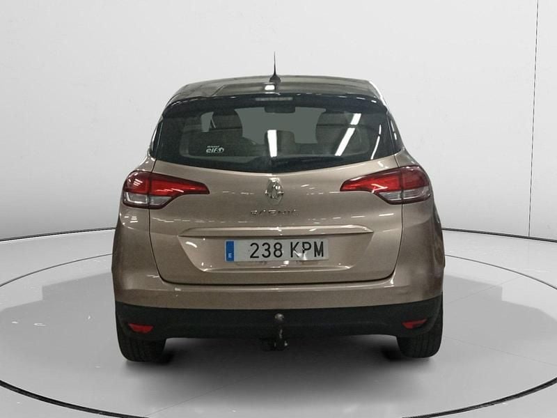 Usado Renault Scénic IV LIMITED 141 CV (103 kW) 2018 Marrón Monovolumen