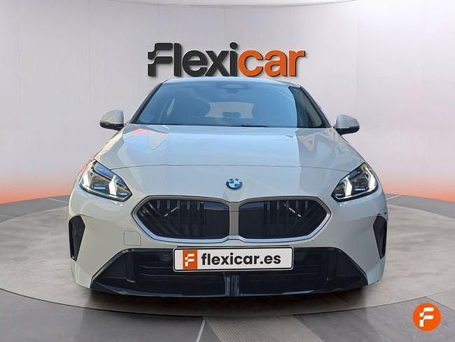 Usado BMW 120 163 CV (119 kW) 2025 Blanco Utilitario