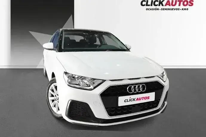 Usado Audi A1 Advanced 116 CV (85 kW) 2025 Gris SUV