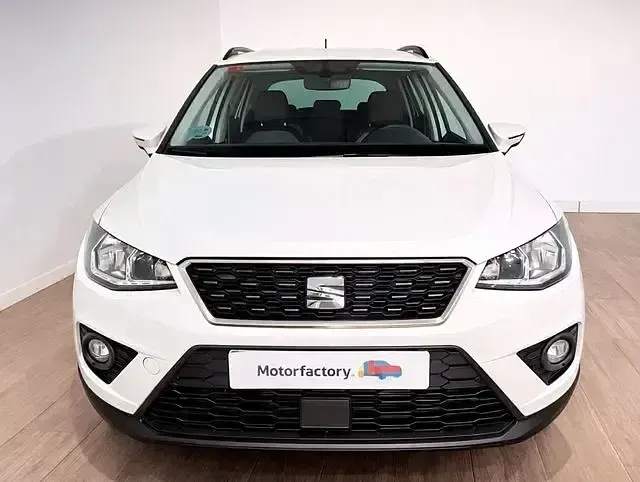 Usado Seat Arona Style 95 CV (69 kW) 2019 Blanco SUV