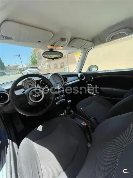 Usado Mini ONE 75 CV (55 kW) 2010 Azul Utilitario