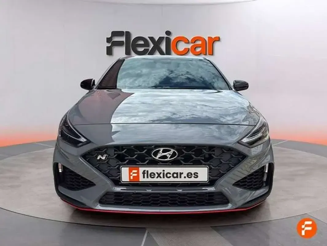 Usado Hyundai i30 250 CV (183 kW) 2024 Gris Utilitario