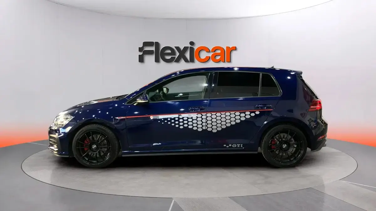 Usado VW Golf VII GTI 230 CV (169 kW) 2018 Azul Berlina