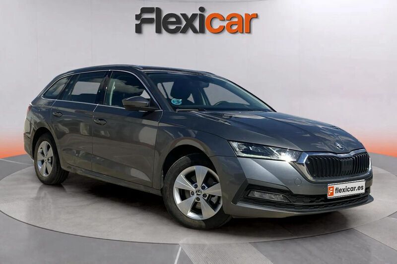 Gris Usado 2022 Skoda Octavia Style Familiar | 18.390 € (Buen precio) - Imagen 1/4