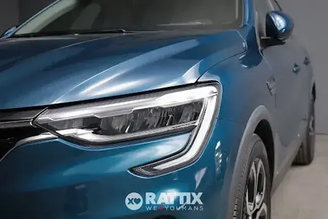 Begagnad Renault Arkana Intens 145 HK (106 kW) 2021 Blå SUV