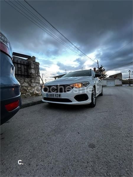 Blanco Usado 2018 Fiat Tipo Lounge Berlina | 6900 € (Buen precio) - Imagen 1/4