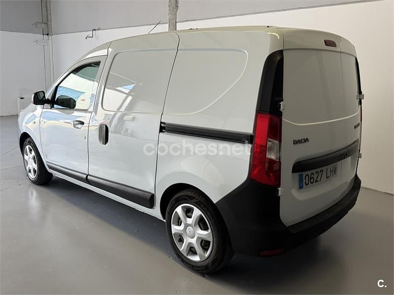 Usado Dacia Dokker 95 CV (69 kW) 2020 Blanco Monovolumen