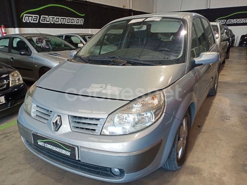 Gris / plata Usado 2005 Renault Scénic II Authentique Monovolumen | 2950 € (Un poco caro) - Imagen 1/4
