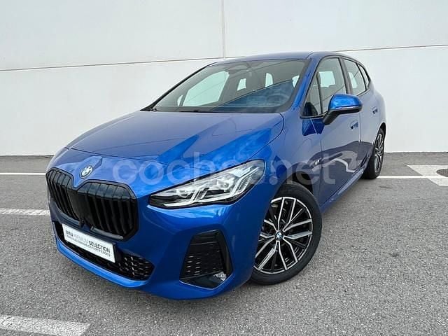 Azul Nuevo 2025 BMW 218 Comfort Edition Familiar | 43.900 € - Imagen 1/4