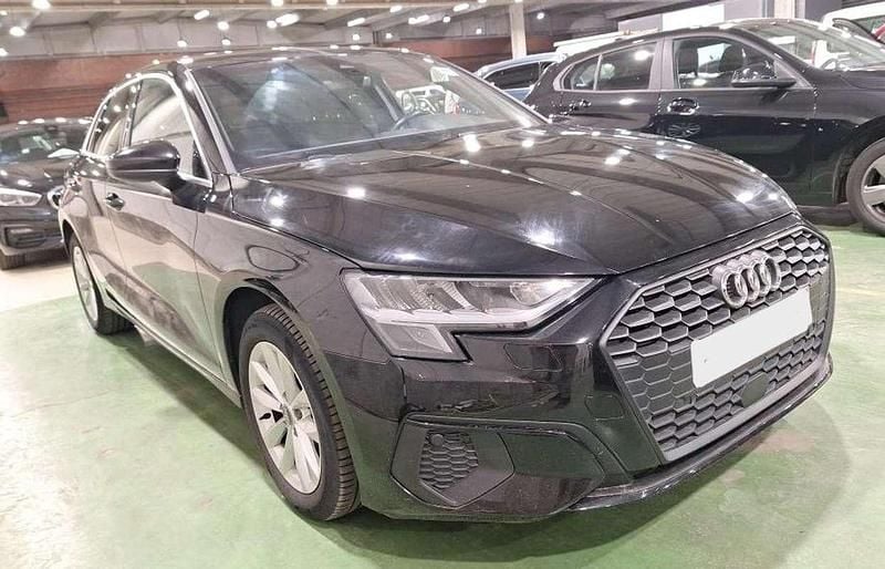 Usado Audi A3 Sportback Advanced 150 CV (110 kW) 2020 Negro Utilitario