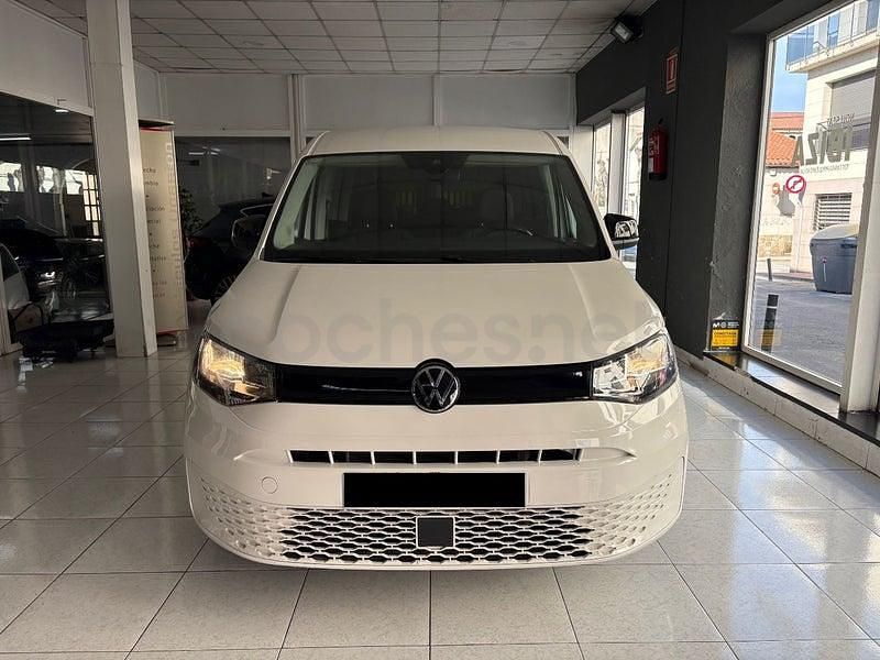 Usado VW Caddy 122 CV (89 kW) 2022 Blanco Monovolumen