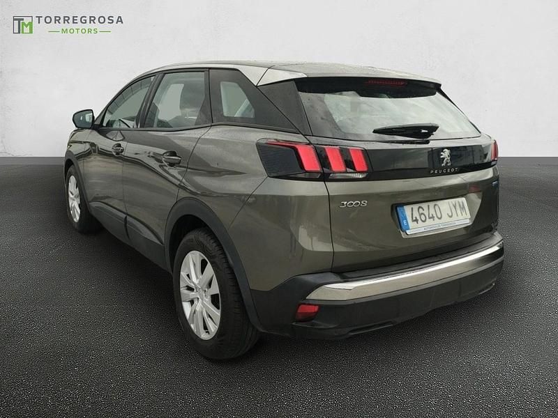 Usado Peugeot 3008 Active 130 CV (95 kW) 2017 Gris SUV