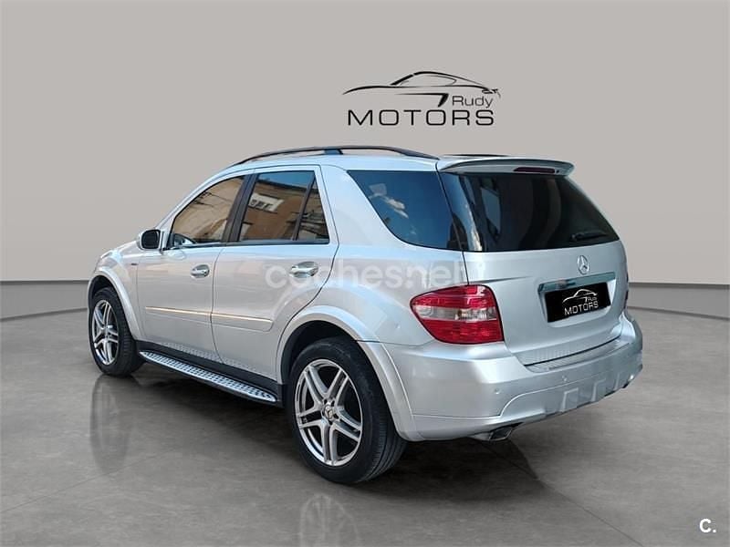 Usado Mercedes ML320 224 CV (164 kW) 2007 Gris / plata SUV