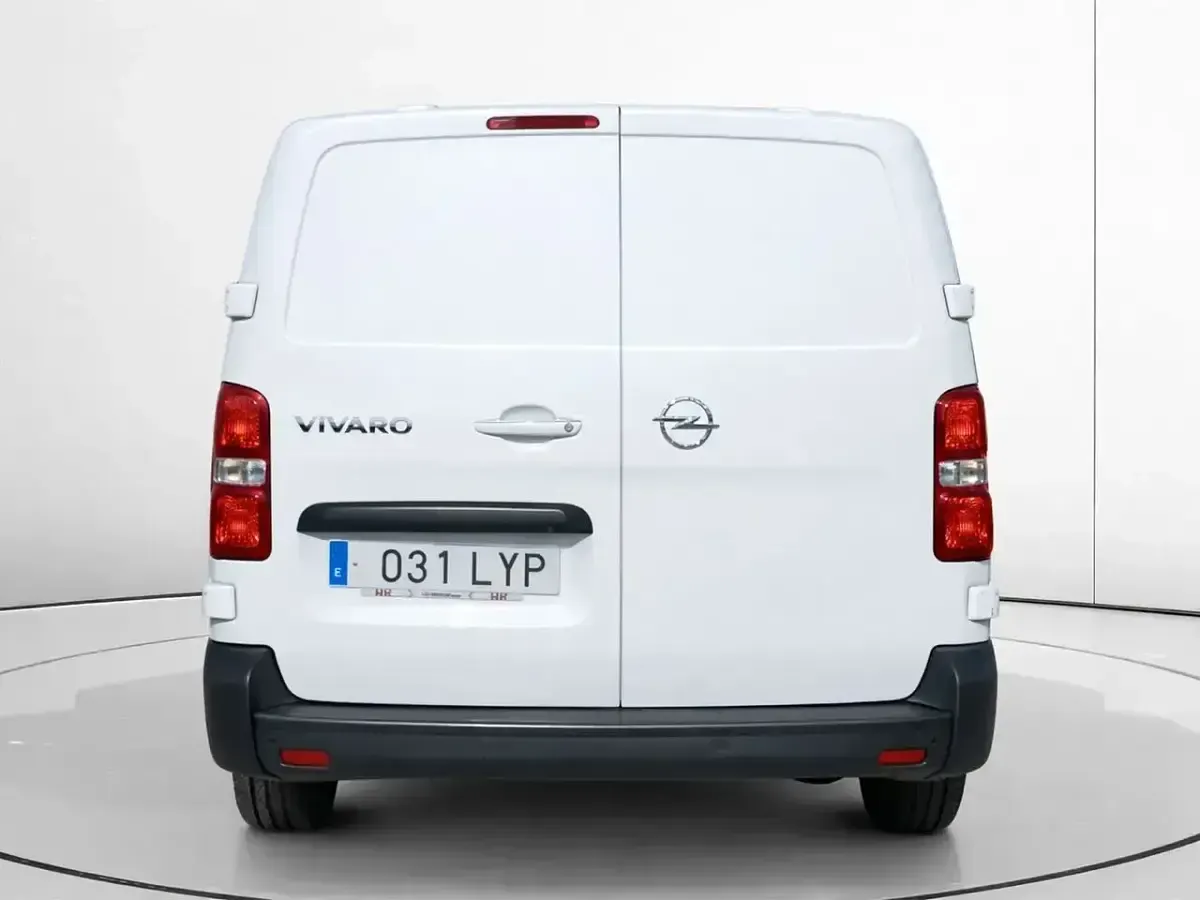 Usado Opel Vivaro-e Combi 102 CV (75 kW) 2022 Blanco Monovolumen