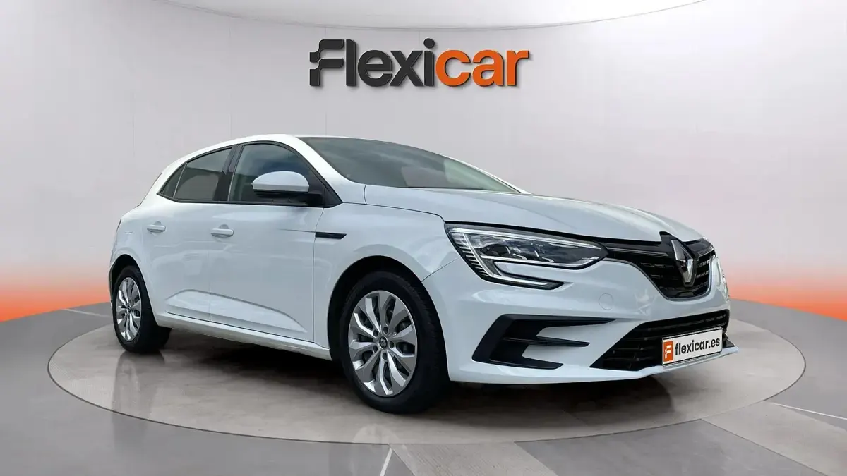Begagnad Renault Mégane II Zen 115 HK (84 kW) 2021 Sedan