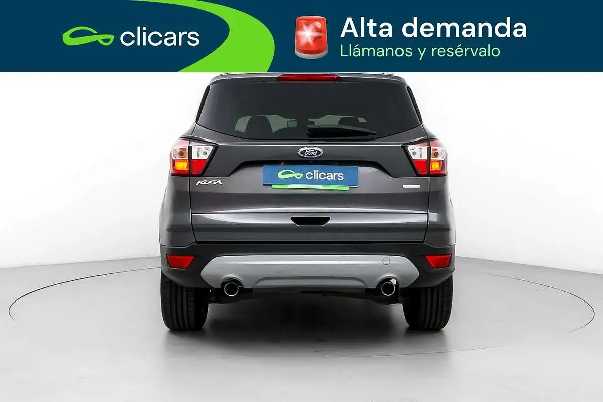 Käytetty Ford Kuga Trend 150 HP (110 kW) 2018 Harmaa Katumaasturi