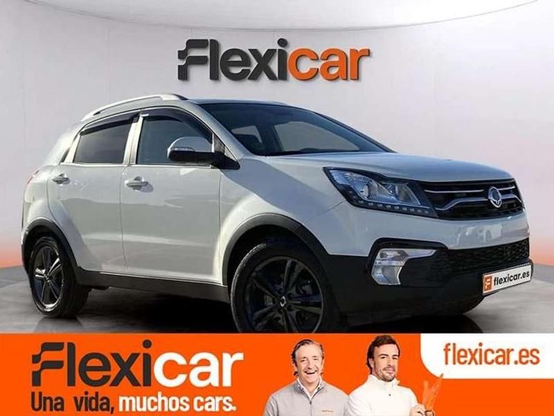 Blanco Usado 2017 Ssangyong (KGM) Korando Limited SUV | 13.990 € (Precio justo) - Imagen 1/4
