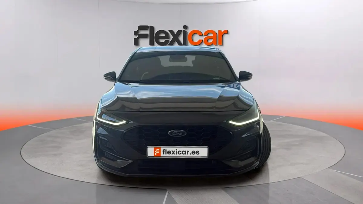 Usado Ford Focus ST-Line 125 CV (91 kW) 2022 Gris Berlina