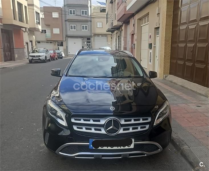 Negro Usado 2017 Mercedes GLA200 SUV | 17.000 € (Buen precio) - Imagen 1/4