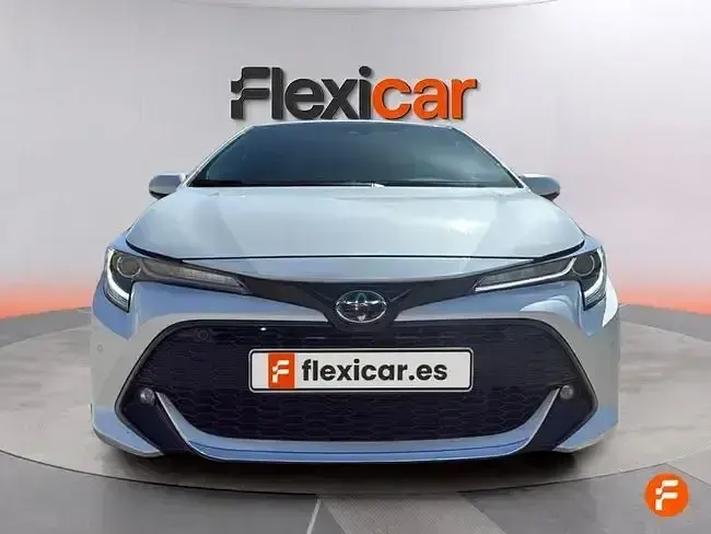 Usado Toyota Corolla Active 140 CV (102 kW) 2023 Blanco Berlina