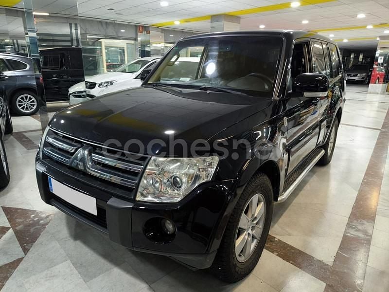 Negro Usado 2009 Mitsubishi Montero Invite SUV | 17.500 € (Super precio) - Imagen 1/4