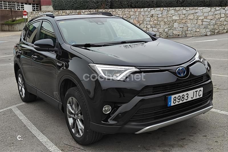 Usado Toyota RAV4 Hybrid Advance 197 CV (144 kW) 2016 Negro SUV