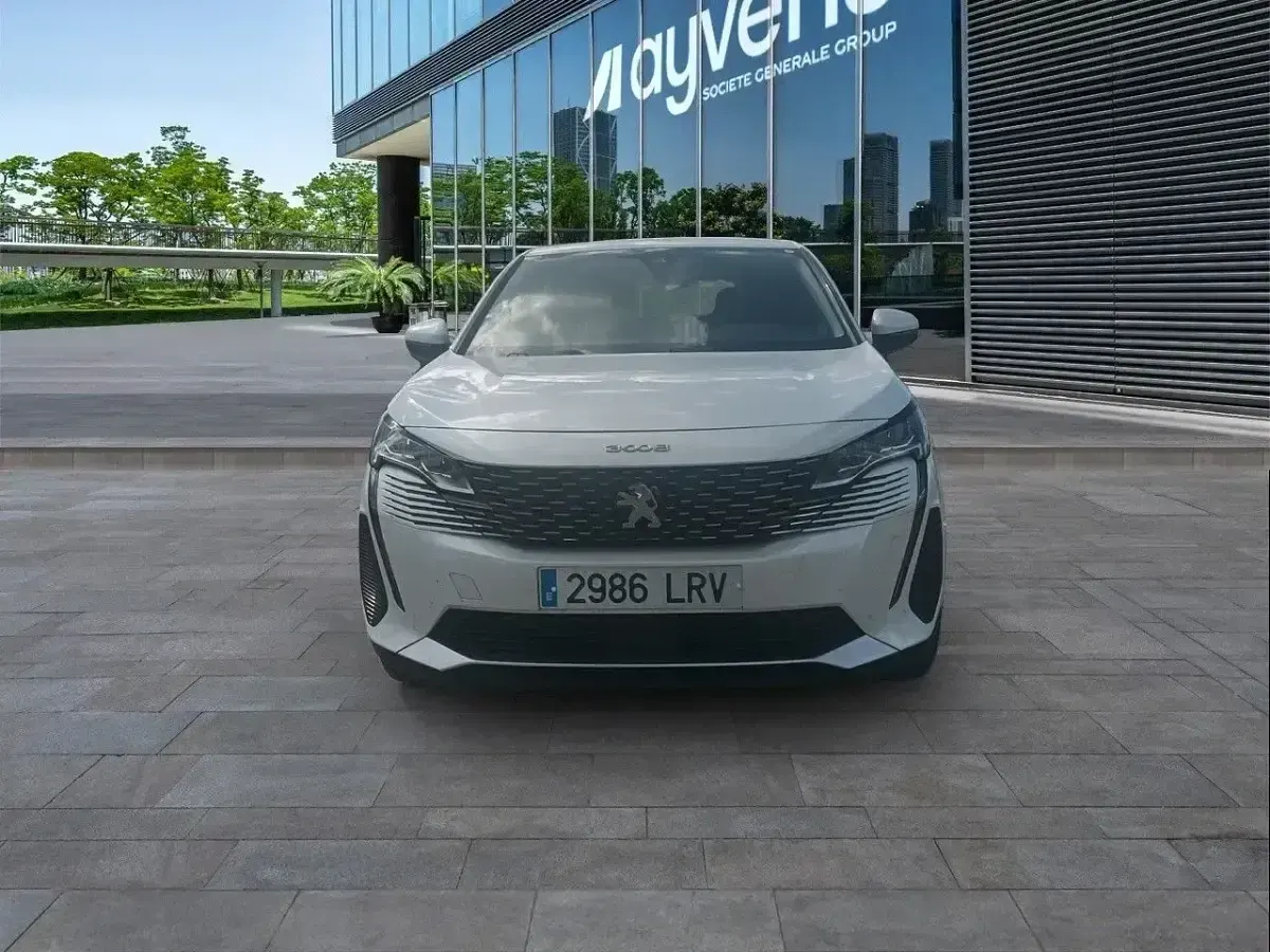 Begagnad Peugeot 3008 Active 131 HK (96 kW) 2021 Vit Pickup