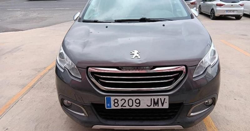 Usado Peugeot 2008 Style 100 CV (73 kW) 2016 SUV