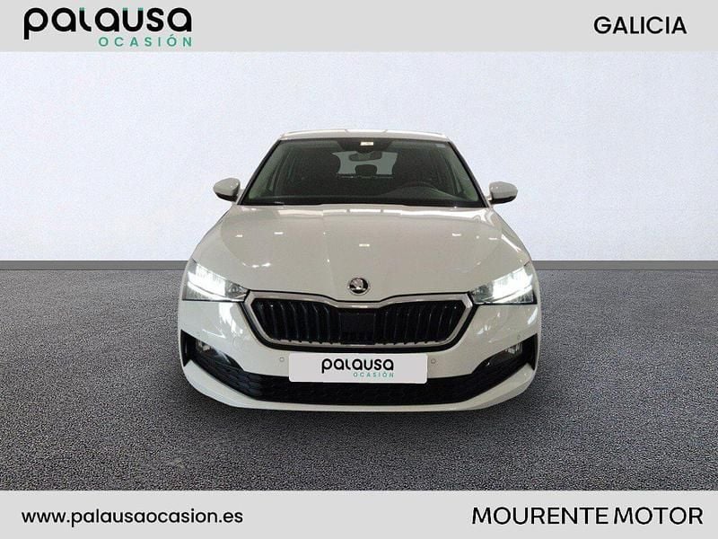 Usado Skoda 110 R Ambition 110 CV (80 kW) 2022 Blanco Berlina