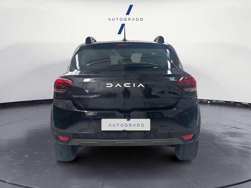 Usado Dacia Sandero Essentiel 101 CV (74 kW) 2025 Negro Utilitario