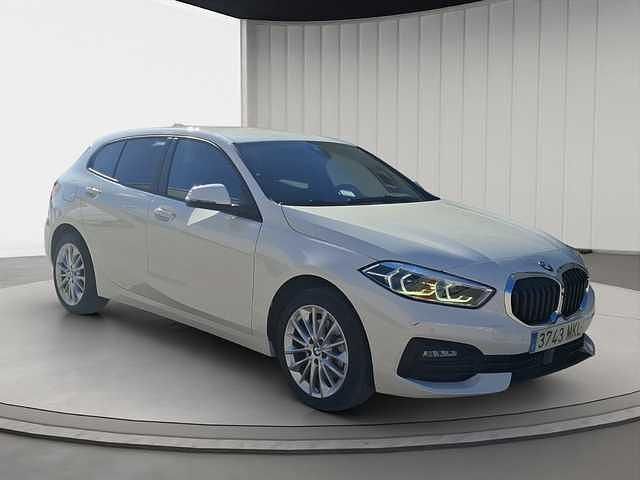 Usado BMW 116 116 CV (85 kW) 2023 Blanco Utilitario