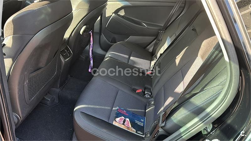 Usado Hyundai Tucson 136 CV (100 kW) 2017 Negro SUV
