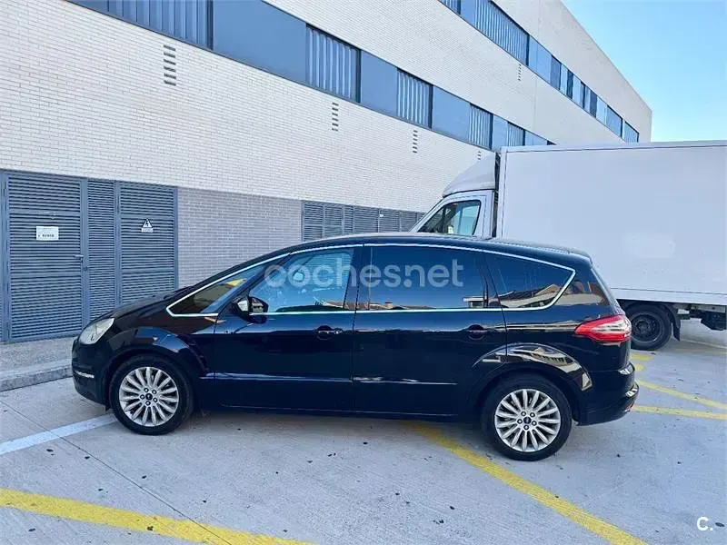 Używany Ford S-MAX Titanium 140 KM (102 kW) 2010 Czarny Minivan