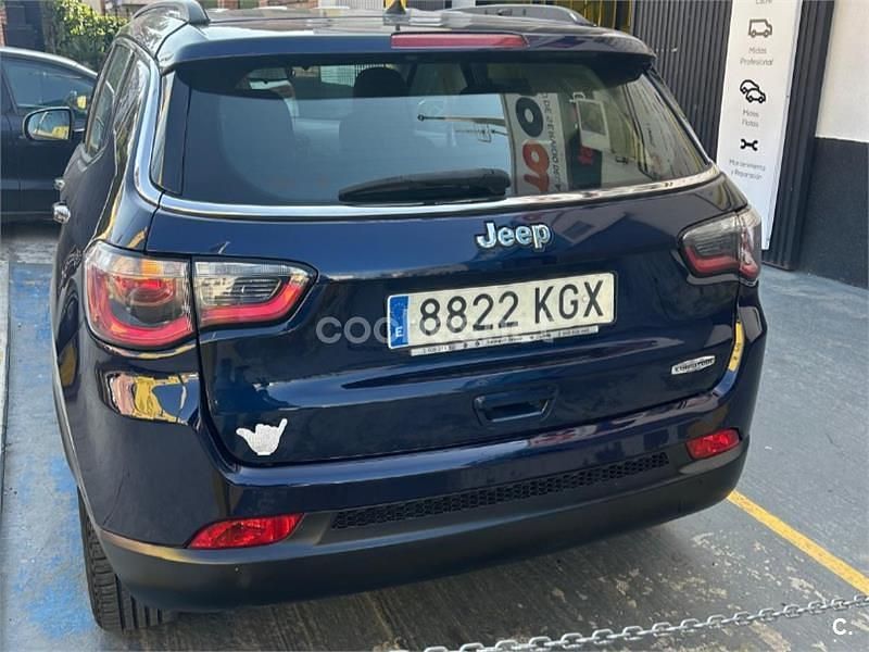 Usado Jeep Compass Limited 120 CV (88 kW) 2018 Negro SUV