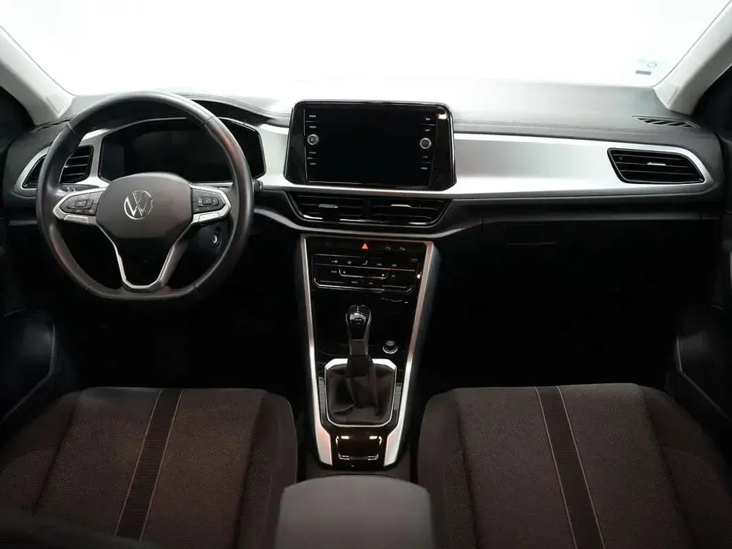 Usado VW T-Roc Life 150 CV (110 kW) 2024 Azul SUV